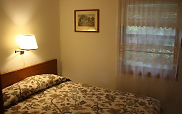 Mt Liberty Cabins and Motel