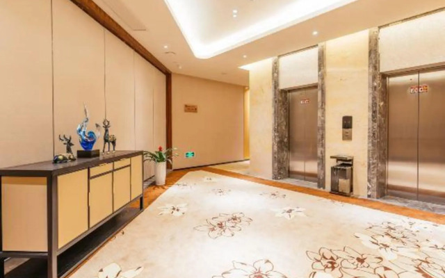 Sovereign Garden Hotel