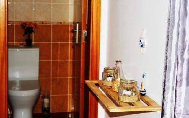 Aljezur Experiences Luxury Guest House & Surf School