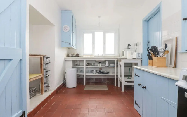 Parc An Castle Cottage