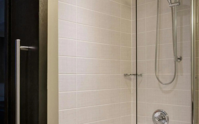 Courtyard by Marriott New York JFK Airport
