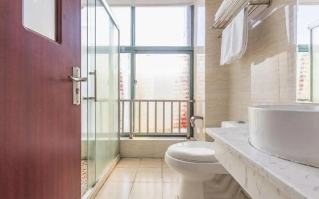 Ningbo Yangshashan Business Hotel