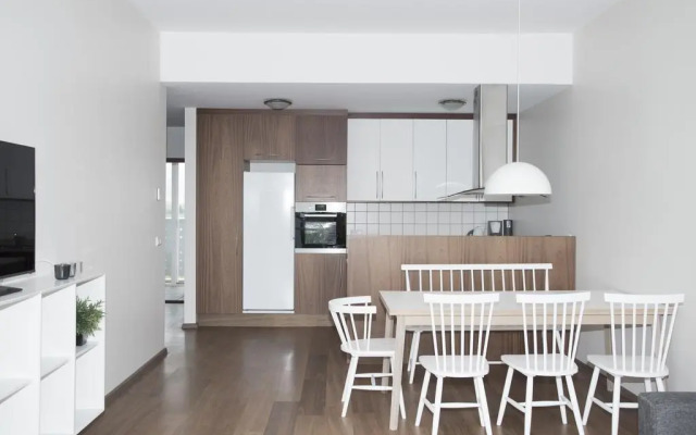 Bella Apartments & Rooms