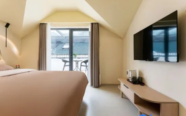 Weiwan B&B (West Lake Scenic Area Branch)