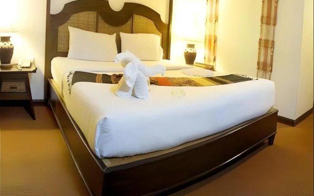 Phuphaya Resort Pattaya