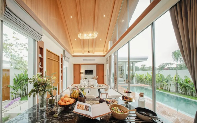 The Ozone Condotel Phuket