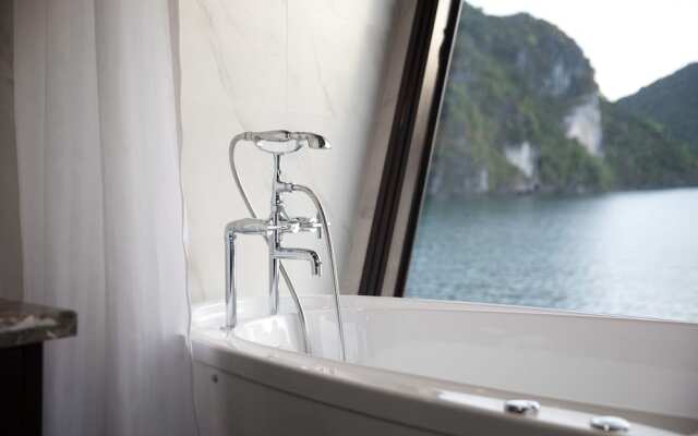 Perla Dawn Sails