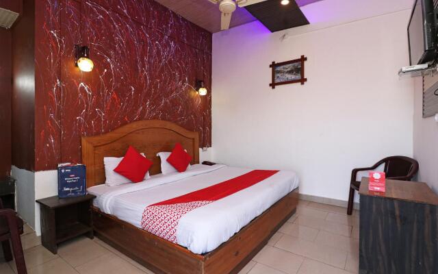 OYO 73477 Hotel Smart City