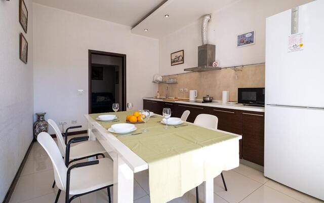 Апартаменты Петровские на улице Белинского