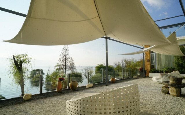 Shiyue Holiday Hotel