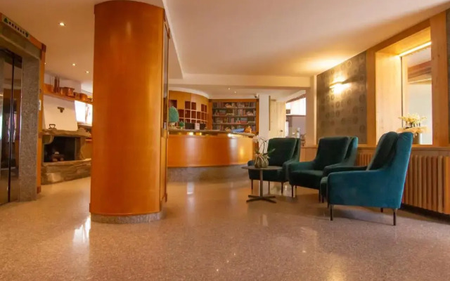 Albergo Miralago