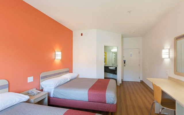 Motel 6 Columbia, SC - Fort Jackson Area