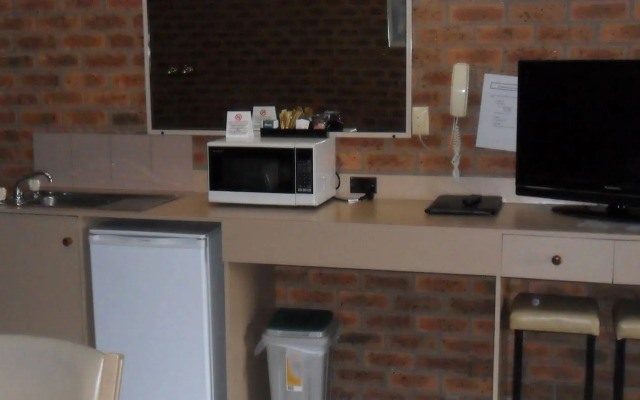 Settlement Motor Inn, Deniliquin