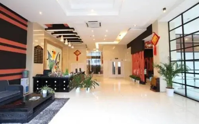 Yijia Business Hotel (Wuhan Optics Valley Plaza Yangjiawan Subway Station Branch)