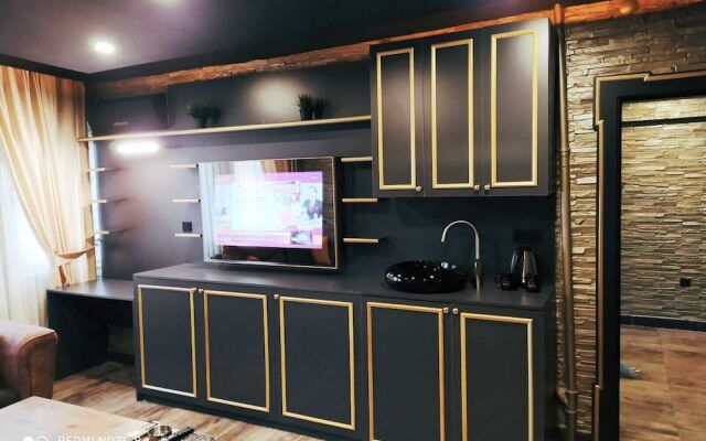 Golden Rock House