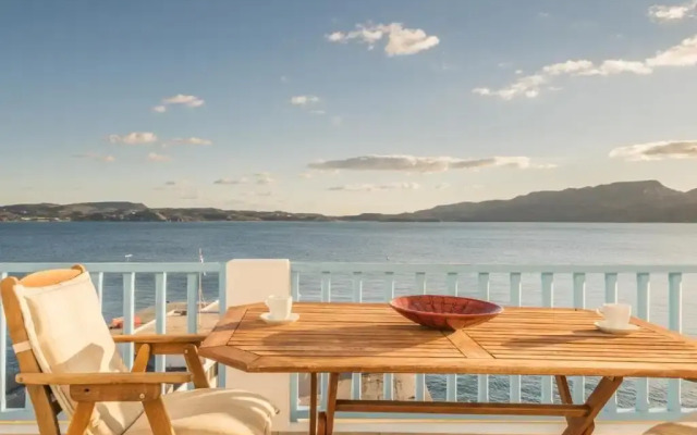 Milos Accommodations Rentals
