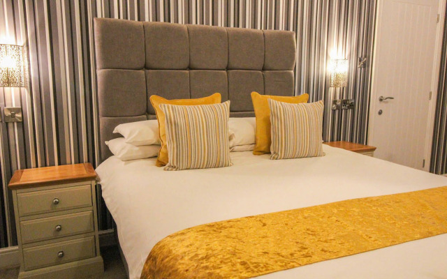 Scarborough Travel and Holiday Lodge