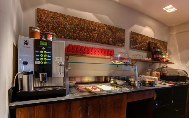 Centro Hotel Stern, Trademark Collection by Wyndham