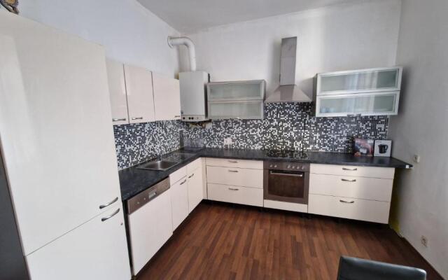 Central City Apartment 6