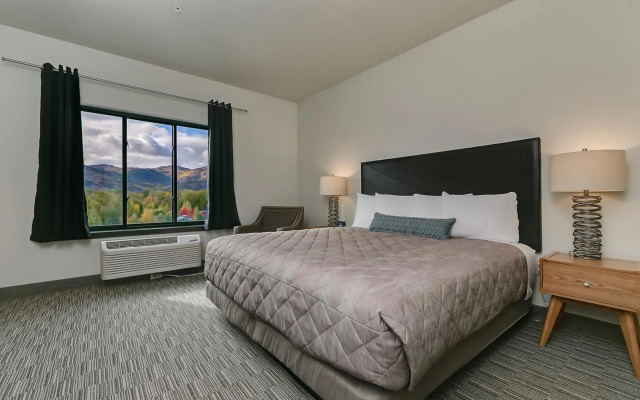 Silver Creek Hotel