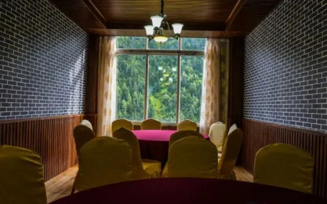 Siguniang Mountain Alpine Hotel