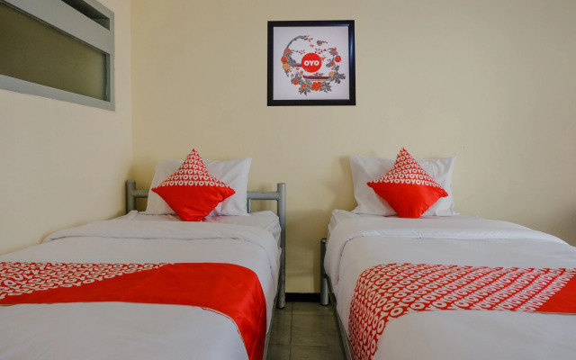 OYO 1289 Cbr Residence