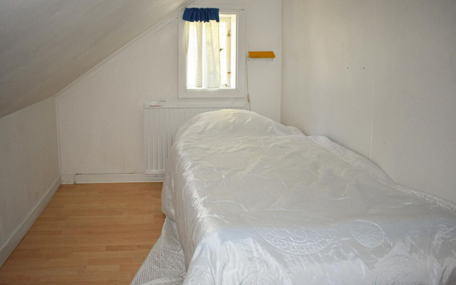 Amazing Apartment in Rönneshytta With 1 Bedrooms
