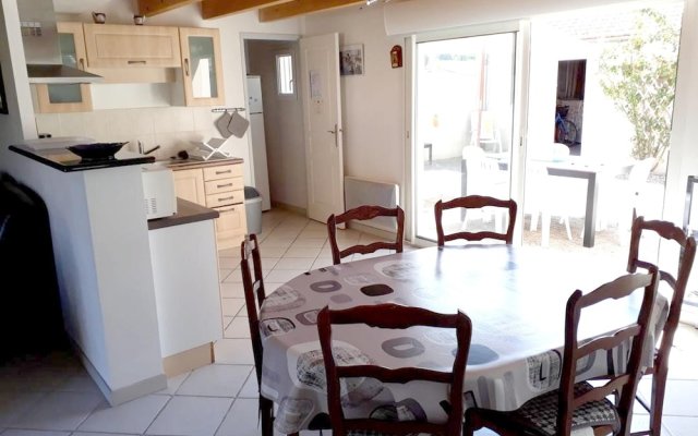 House With 3 Bedrooms in Châtelaillon-plage, With Enclosed Garden - 80