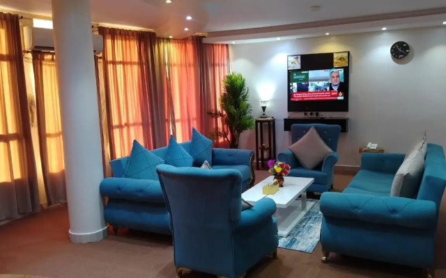 Desert Rose Hotel