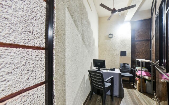 Oyo 29017 Ruby Residency
