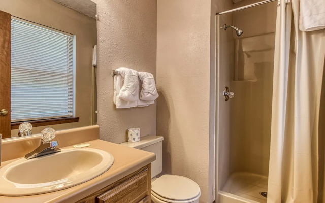 Pinecrest Townhomes