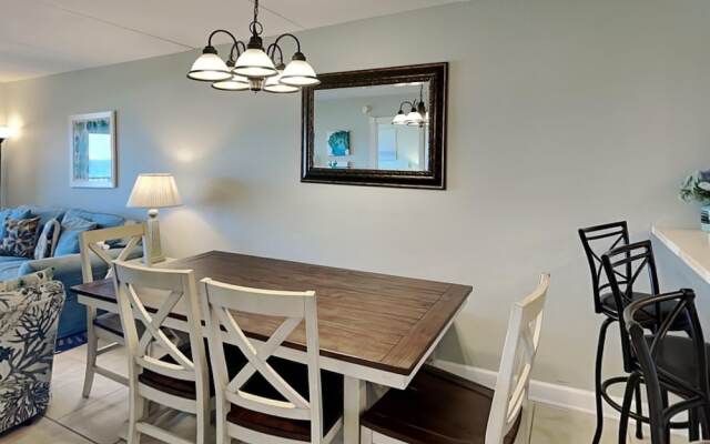 Ocean Breeze West by Luxury Gulf Rentals