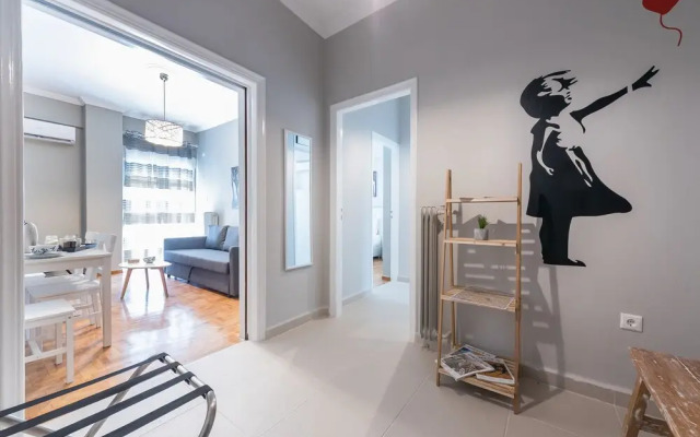 Modern City Apartment by Cloudkeys