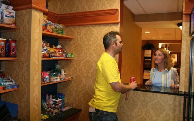 Hampton Inn & Suites McComb