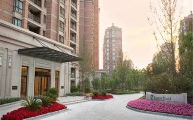 Lanson Place Jin Qiao Service Residences