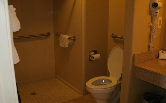 Motel 6 Millington, TN