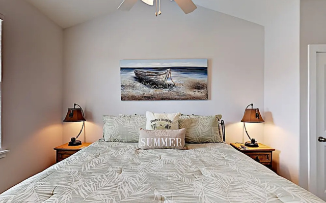 Beachside Bungalo 3 Bedroom Townhouse