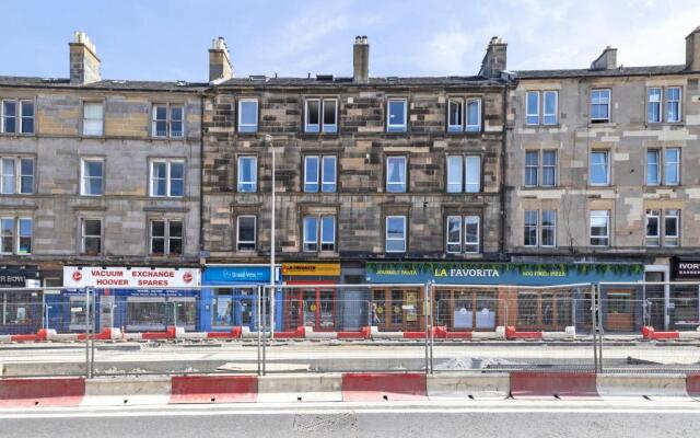 ALTIDO Cosy 3bed Family flat near Leith