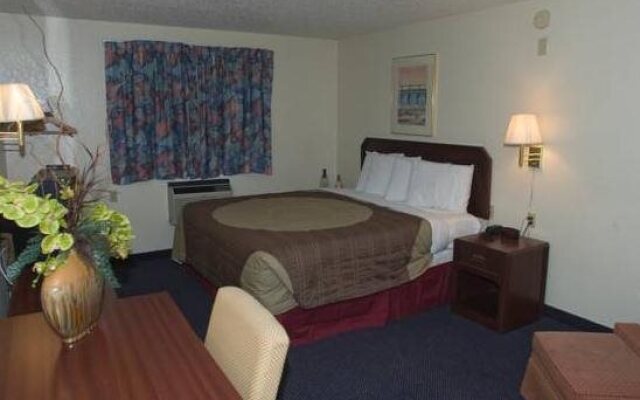 Heaven Hotel Lodge of Pensacola