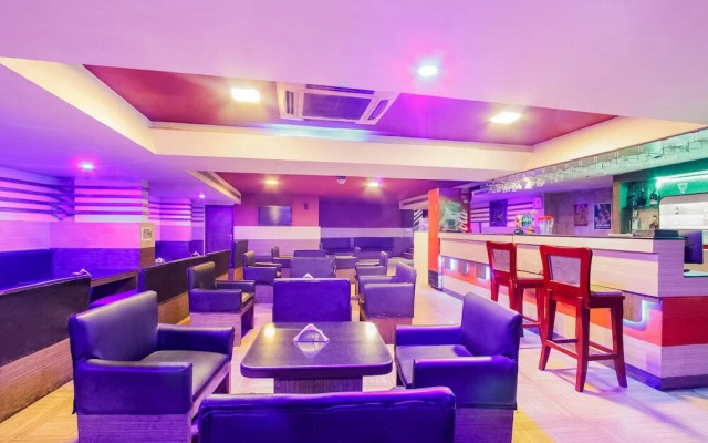 Hotel Raj by OYO