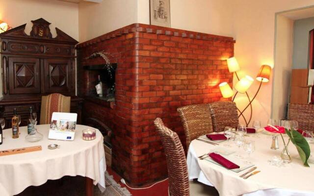 Logis Hotel le Prieure