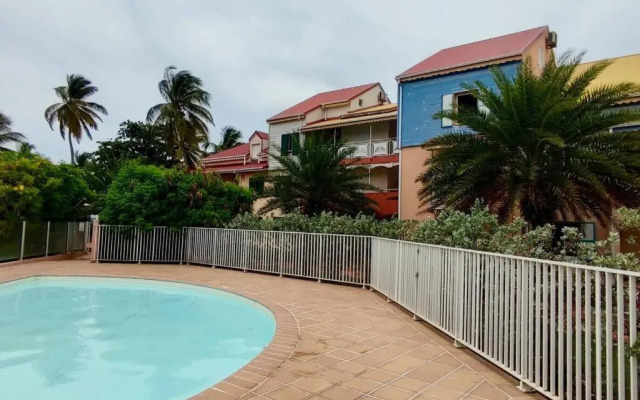 Ti Punch Appartement pied dans l'eau avec piscine