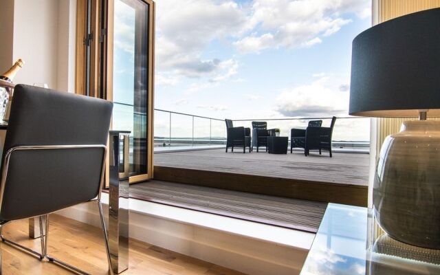 The Penthouse at Hewitt