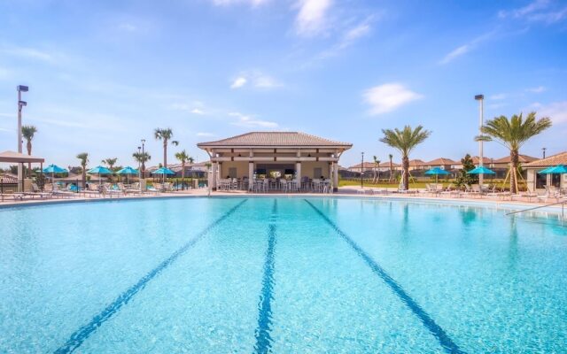 Champions Gate-ru1082