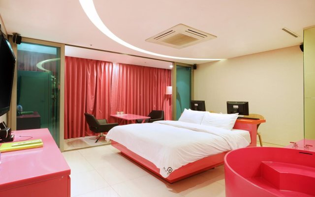 Life Style R Hotel