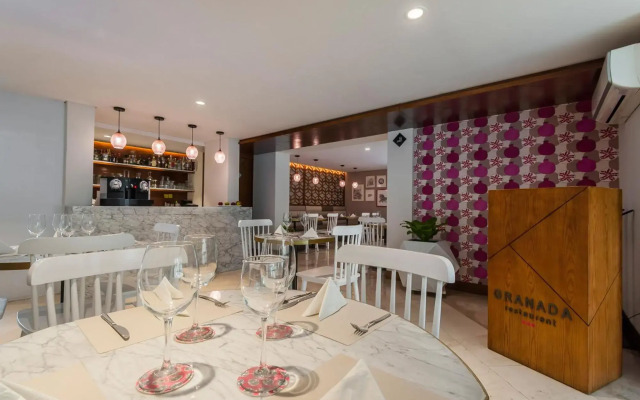 FCH Hotel Providencia - Adults Only