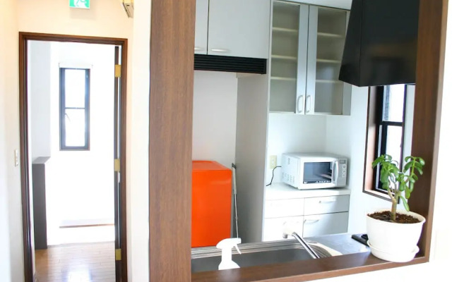 916 Travel Inn