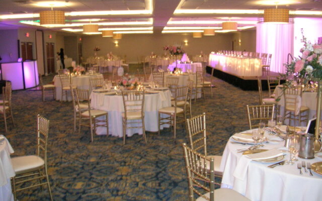 Crowne Plaza Pittsburgh South
