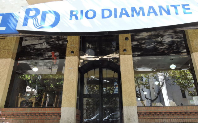 Hotel Río Diamante