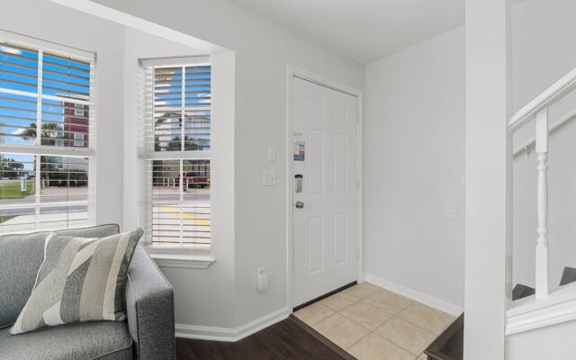 6400 Beach Dr - Seabatical A